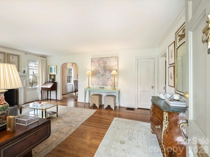 Property Photo: 209 Wales Avenue NC 28209