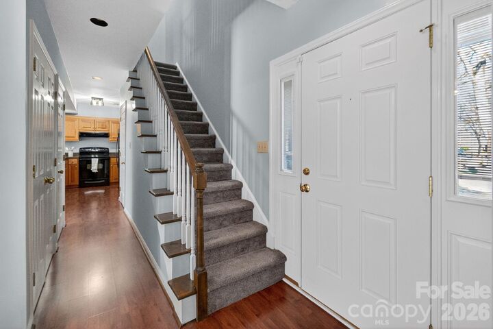 Property Photo: 3706 Selwyn Farms Lane 17-3 NC 28209