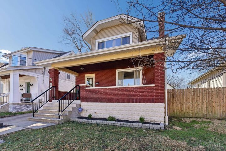 Property Photo:  2619 Leslie Avenue  OH 45212 