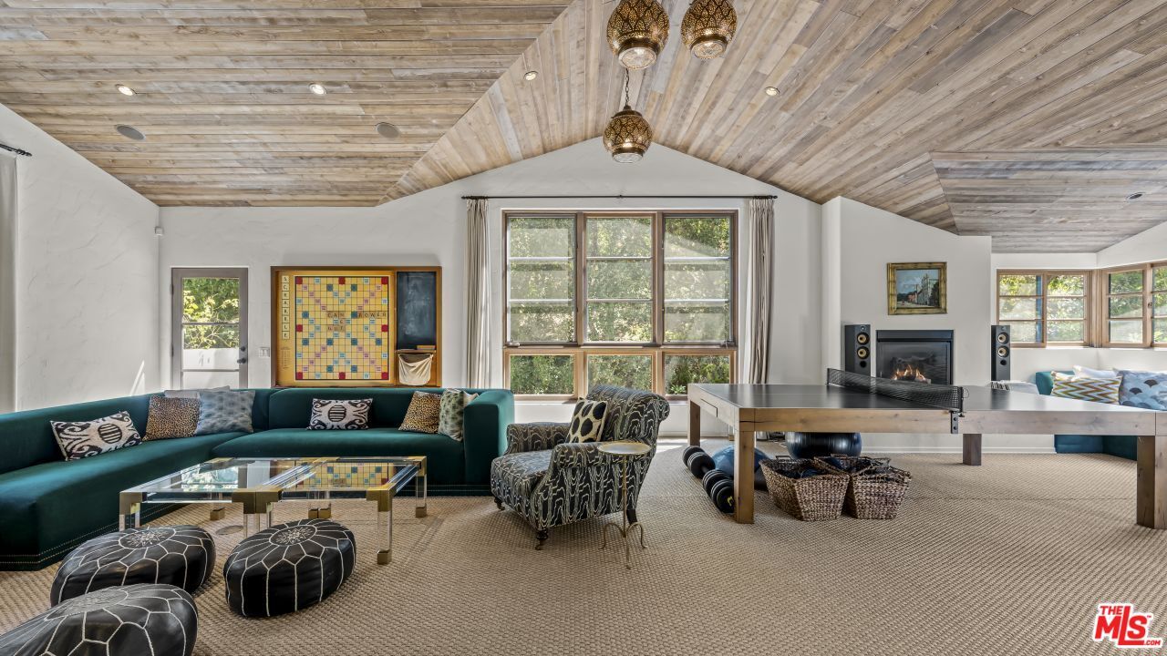 Property Photo:  11662 Duque Dr  CA 91604 