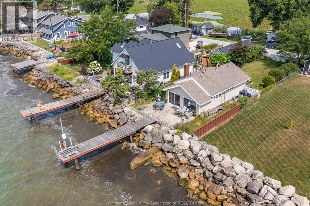 Property Photo:  499 Lakeside Drive  ON N0R 1G0 