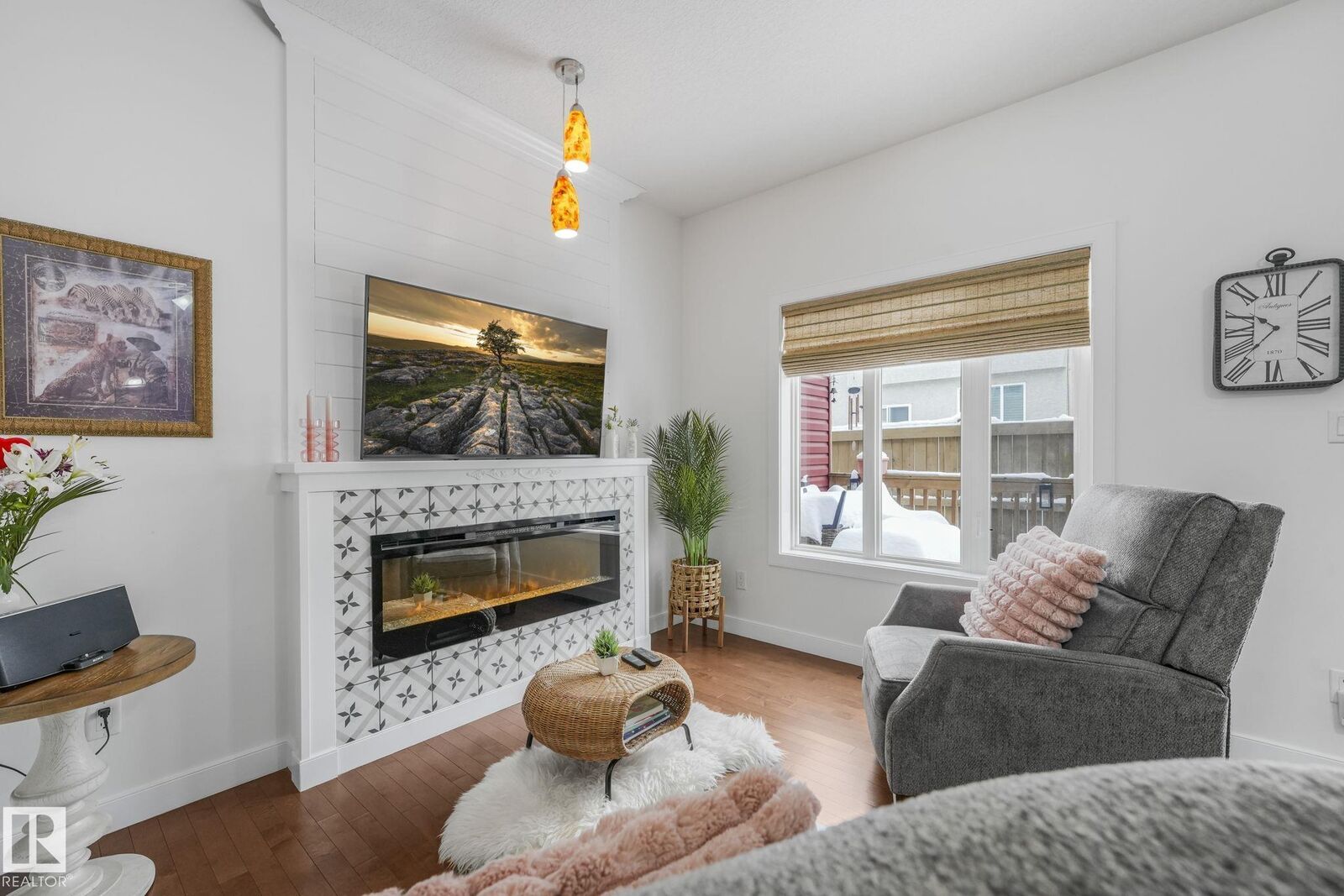 Property Photo:  450 McConachie Way NW 3  AB T5Y 0S8 