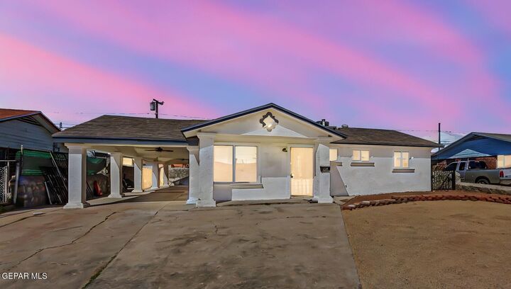 Property Photo:  261 Gladys Avenue  TX 79915 