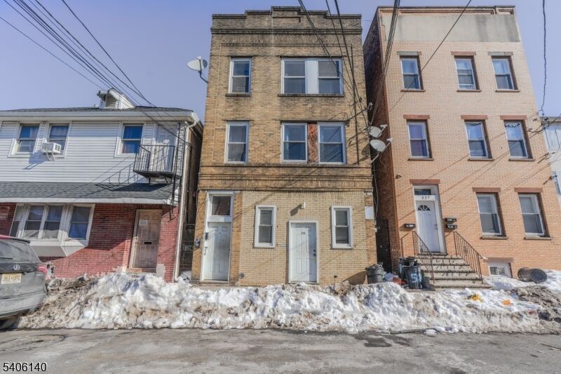 Property Photo: 529 E Jersey St NJ 07206