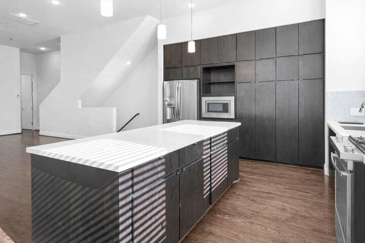 Property Photo: 3111 Leeland Street TX 77003