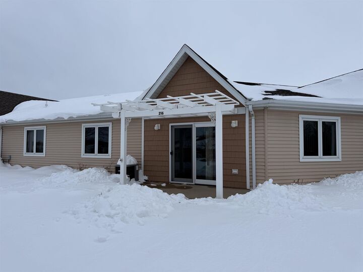 Property Photo:  1501 SW 3rd Street 216  IA 50677 