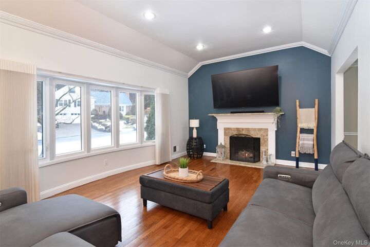 Property Photo:  99 Amherst Drive  NY 10804 