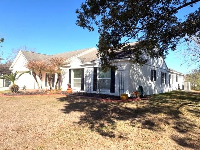 Property Photo: 1326 Peachfield Drive FL 33596