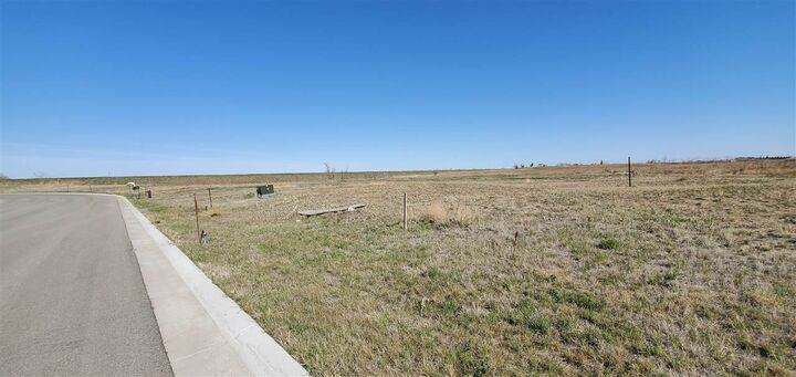 Property Photo:  102 14th St Block 52 Lot 1  ND 58852 