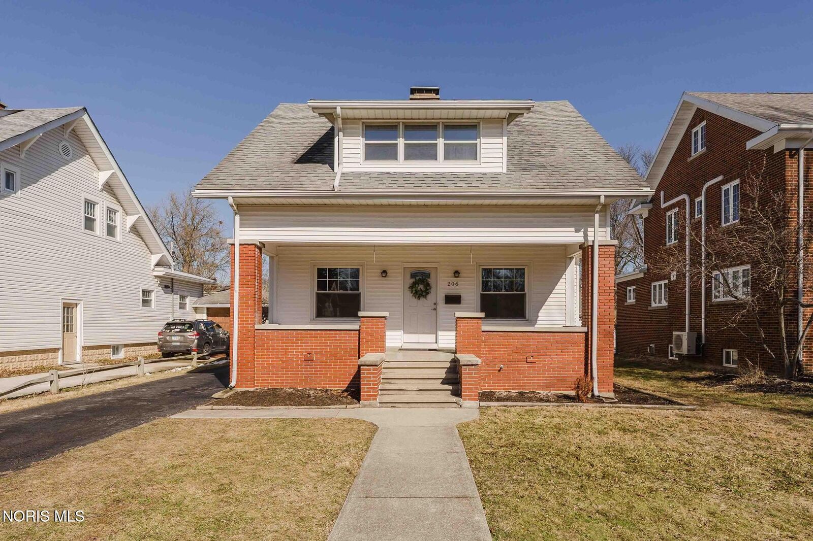 Property Photo:  206 Greenlawn Avenue  OH 45840 