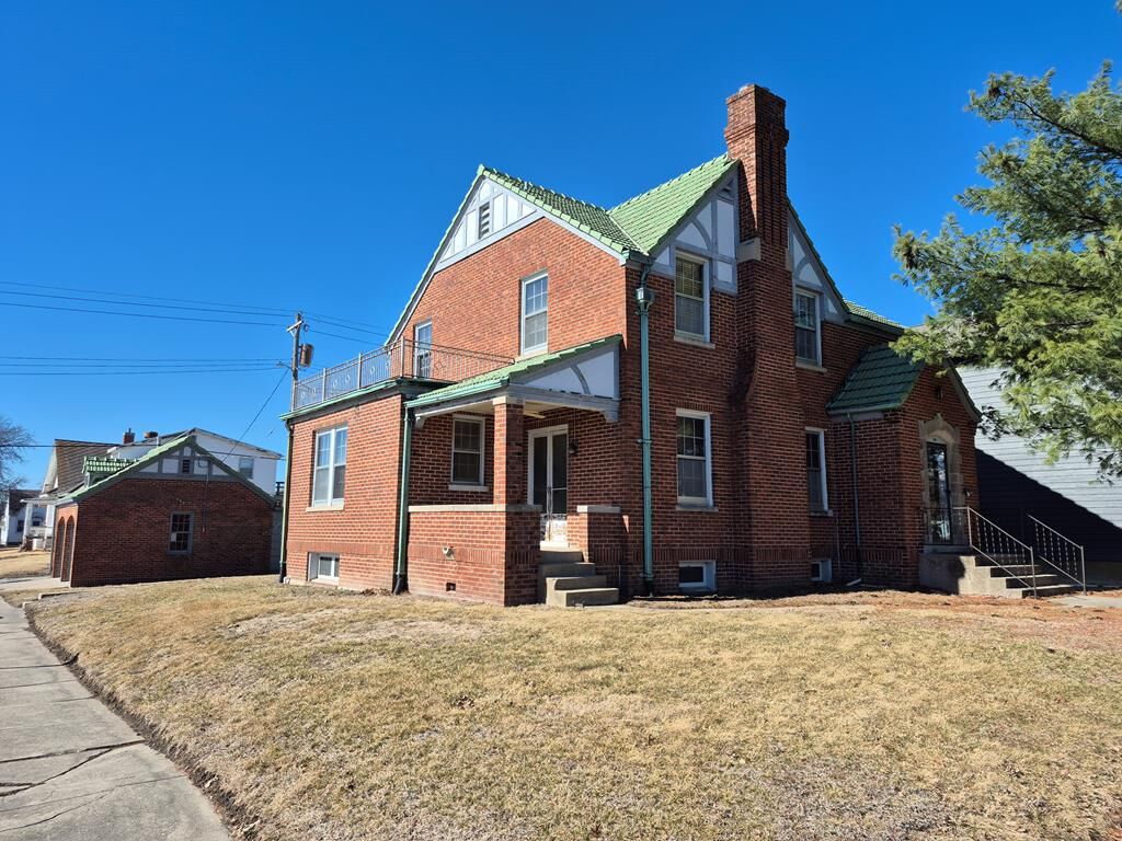 Property Photo: 416 S Franklin Street MO 63501
