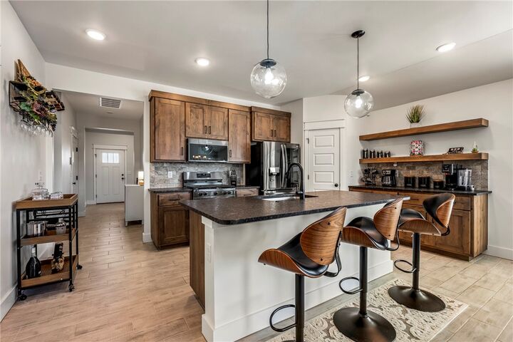 Property Photo: 637 Lewis Street AR 72751