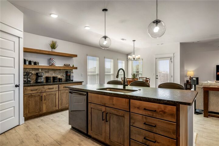 Property Photo: 637 Lewis Street AR 72751