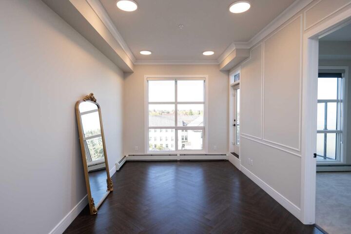 Property Photo: 330 Dieppe Drive SW 607 AB T3E 2L4