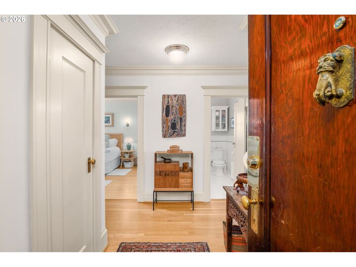 Property Photo:  2083 NW Johnson St 66  OR 97209 