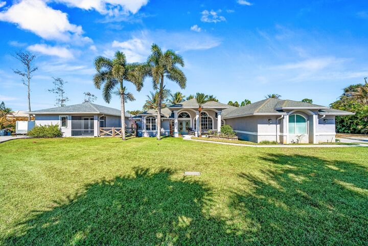 Property Photo: 15929 86th Road N FL 33470