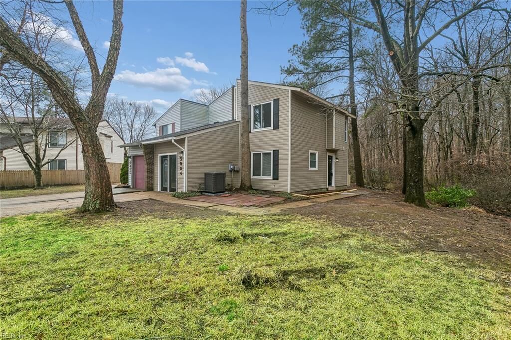 Property Photo: 5984 Buckminister Ln VA 23462