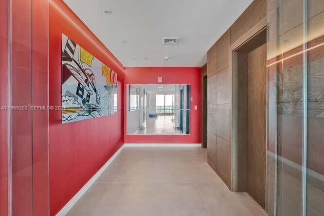 Property Photo:  900 Biscayne Blvd 6205  FL 33132 