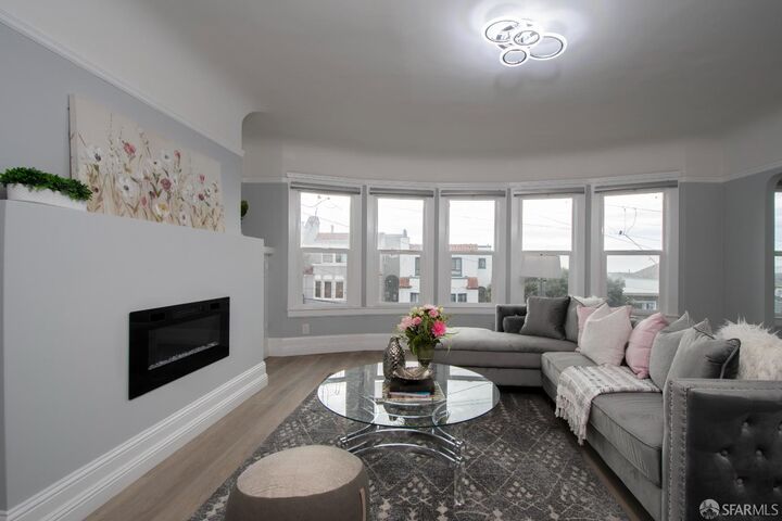 Property Photo:  1482 18th Avenue  CA 94122 