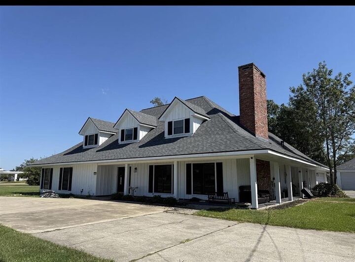 Property Photo: 4001 Lake Street LA 70605