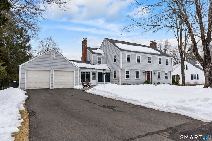 Property Photo:  19 Glen Hollow  CT 06117 