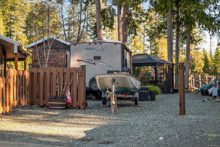 Property Photo:  10750 Central Lake Rd 12  BC V9Y 8Z2 