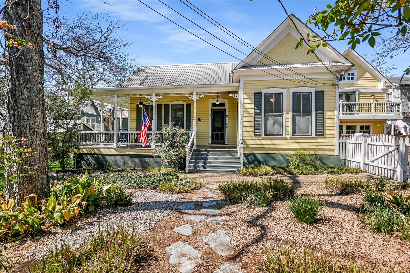 Property Photo:  902 Blanco Street  TX 78703 