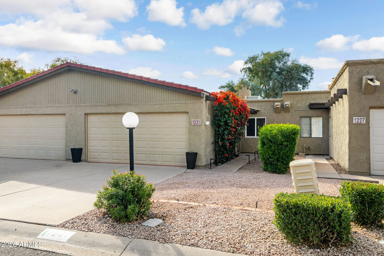 Property Photo:  1231 E Bluebell Lane  AZ 85288 