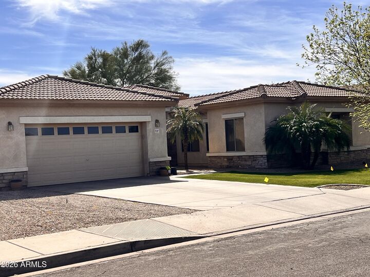 Property Photo:  21167 E Nightingale Road  AZ 85142 