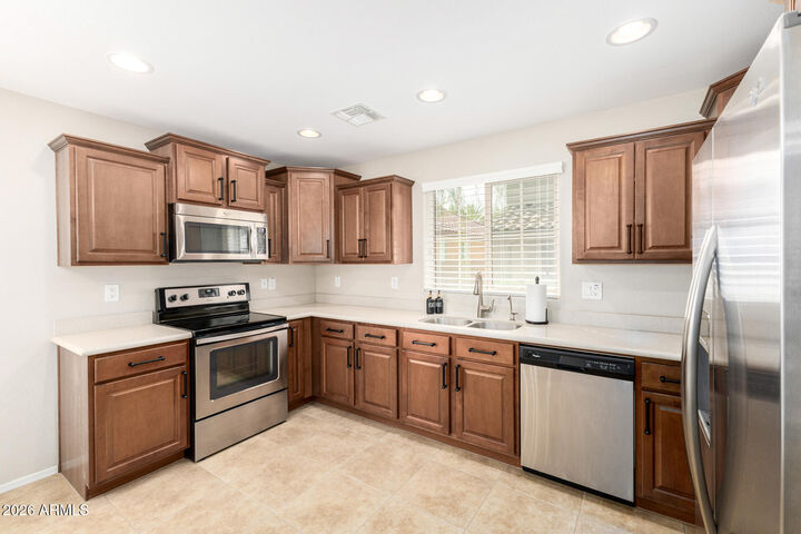 Property Photo:  2529 E Vermont Drive  AZ 85295 