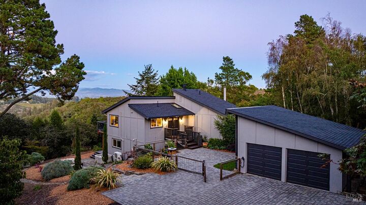 Property Photo:  3370 Pharoahs Lane  CA 95472 