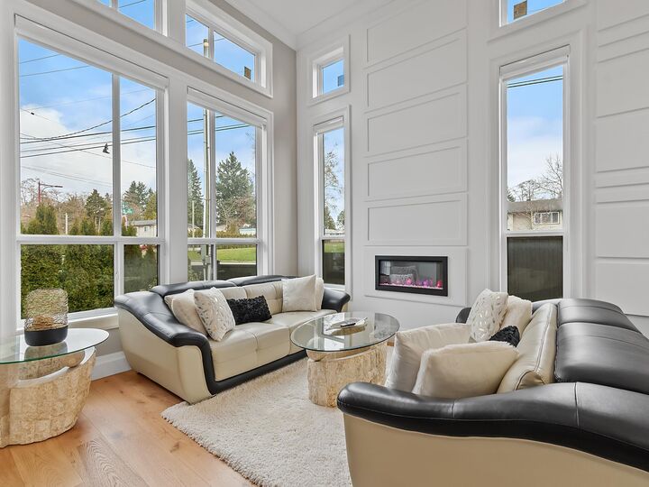 Property Photo: 11586 84B Avenue BC V4C 2T6