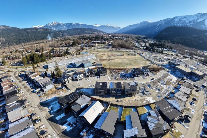 Property Photo: 1002 Phare Crescent BC V0N 0A7