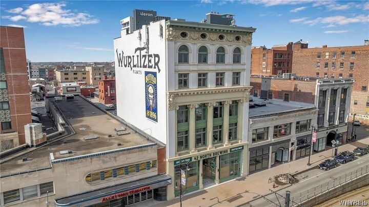 Property Photo:  674 Main Street 5  NY 14202 