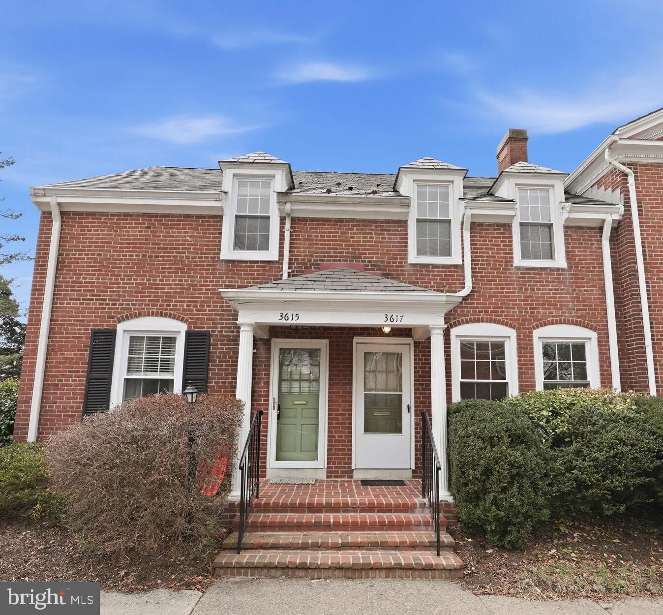 Property Photo:  3617 S Taylor Street  VA 22206 