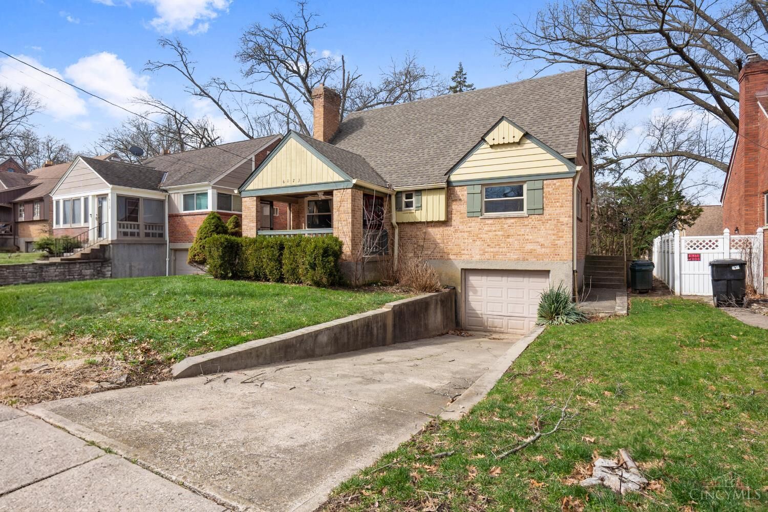 Property Photo:  6123 Kingsford Drive  OH 45224 