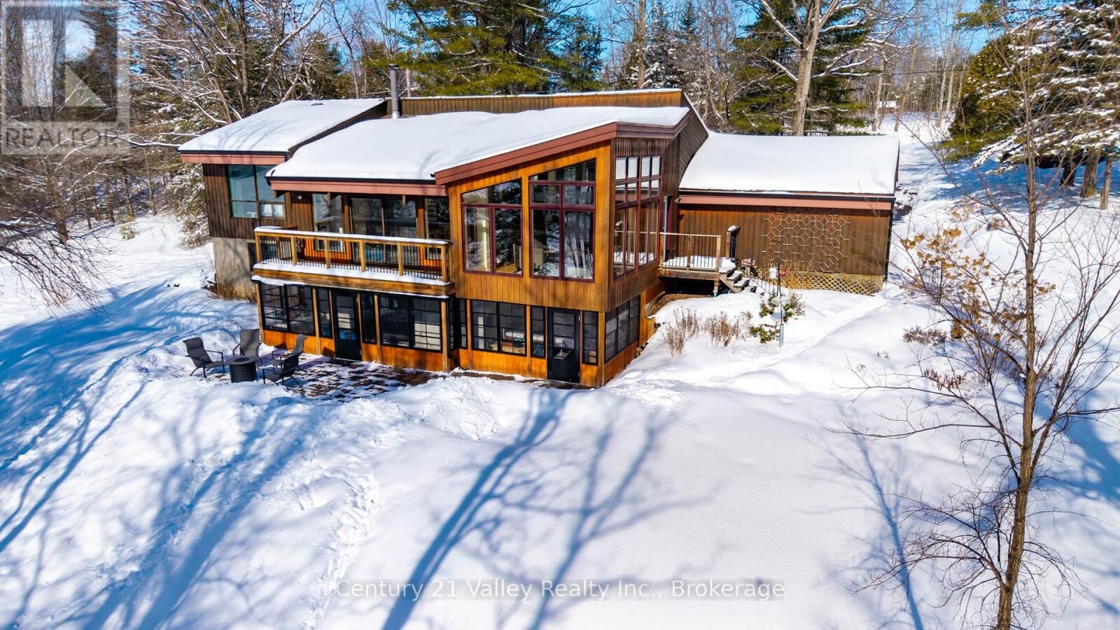 Property Photo: 3233 Calabogie Road ON K0J 1H0