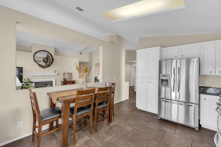 Property Photo:  170 Via Tramonto  CA 92260 