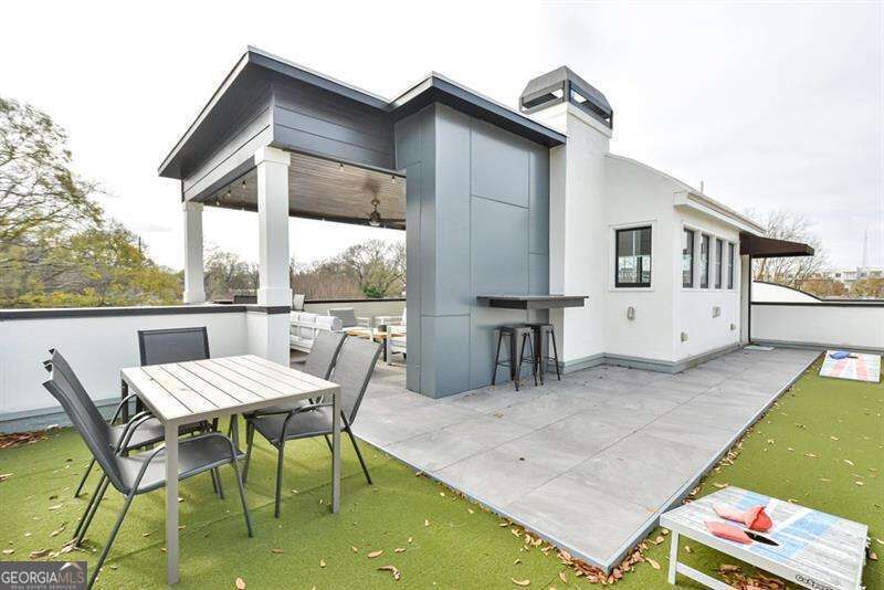 Property Photo: 1227 Atlantic Drive NW GA 30318