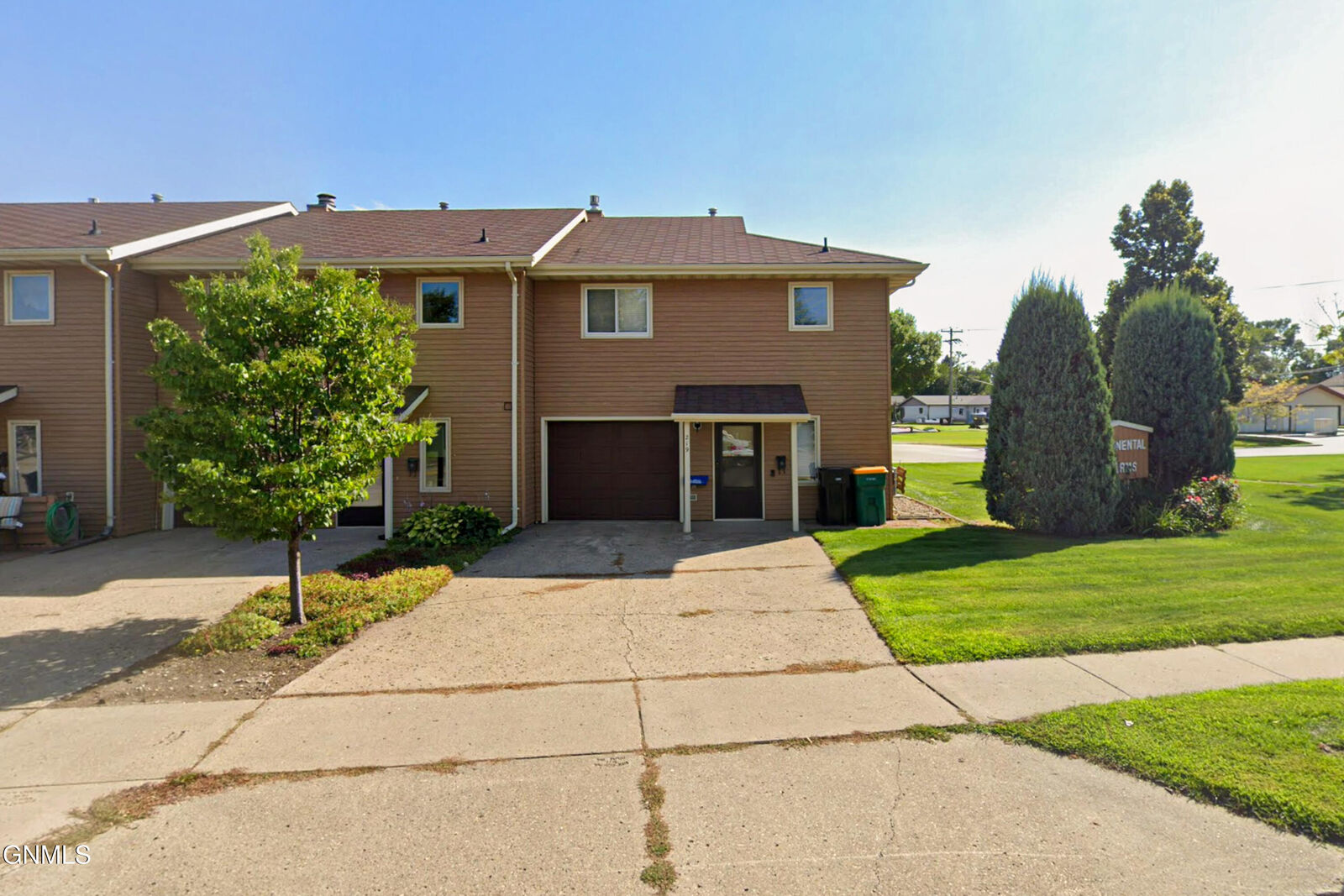 Property Photo:  219 Denver Avenue W  ND 58504 