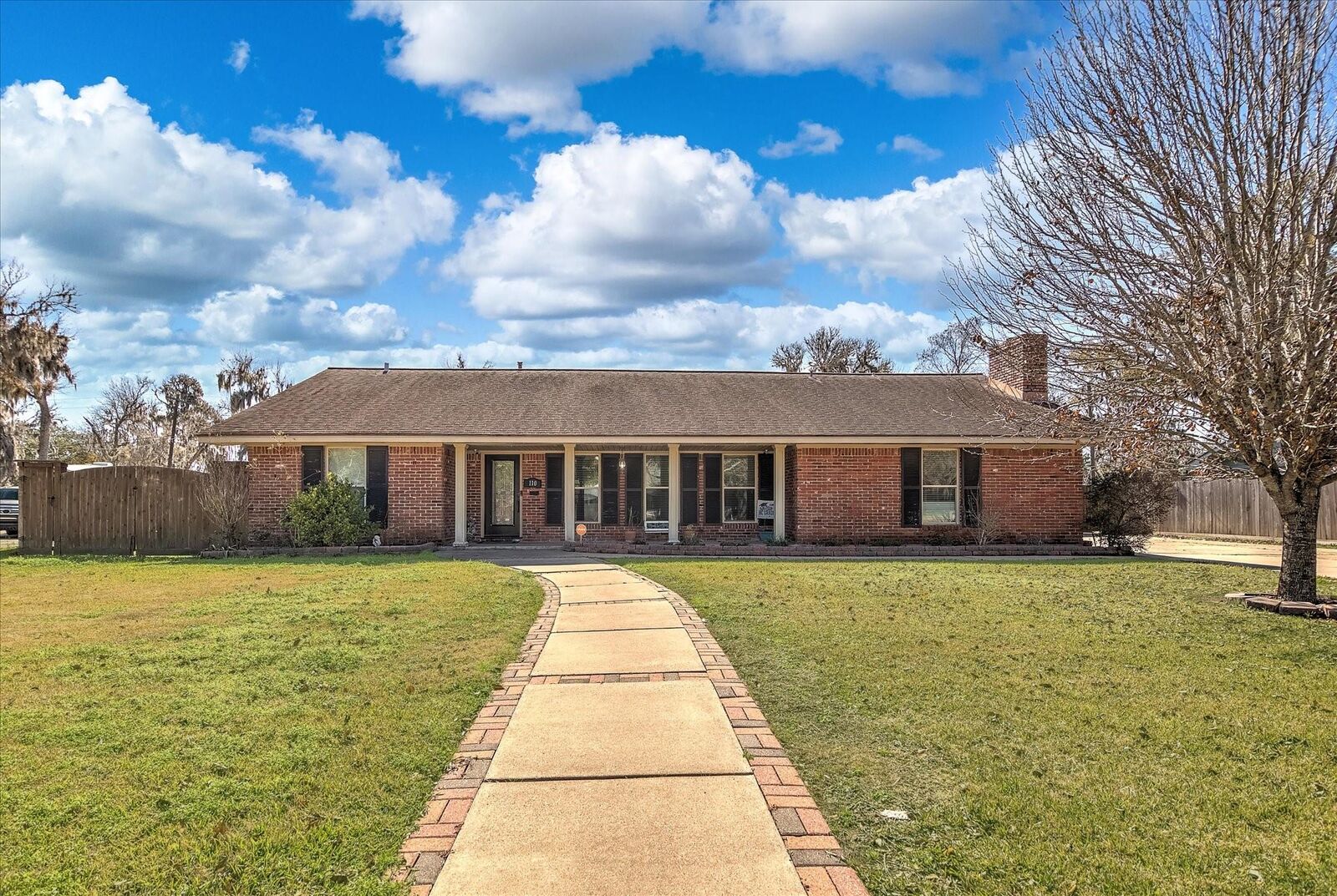 Property Photo:  110 Daisy Street  TX 77566 