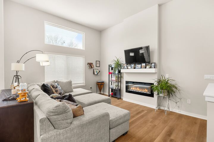 Property Photo:  9612 Heightsview Drive  IA 50266 