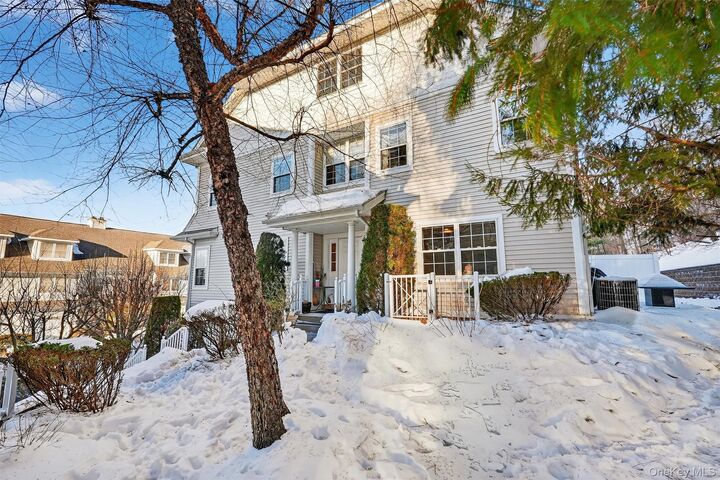 Property Photo:  104 Crystal Hill Drive  NY 10970 