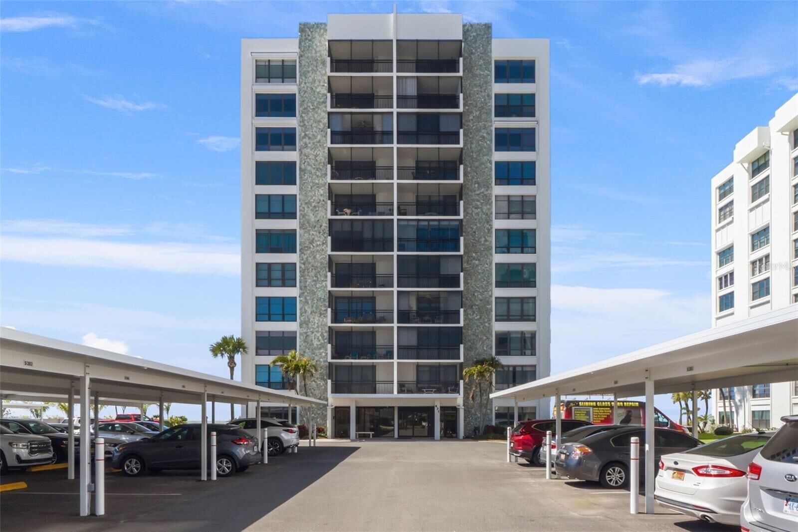 Property Photo: 631 Alhambra Road 801 FL 34285