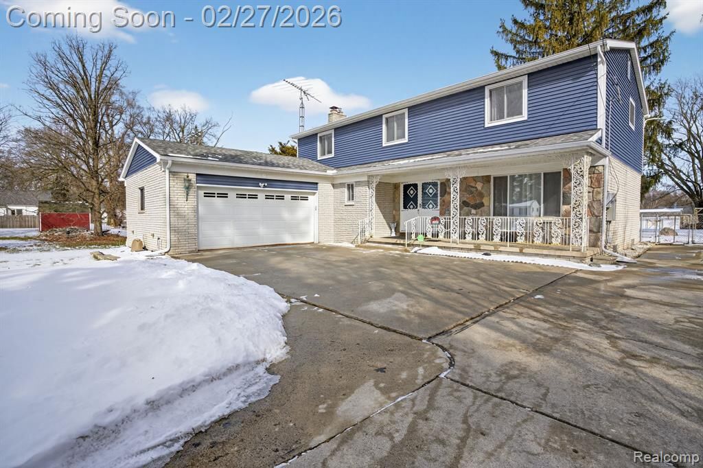 Property Photo:  1448 N Genevieve Street  MI 48509 1620 
