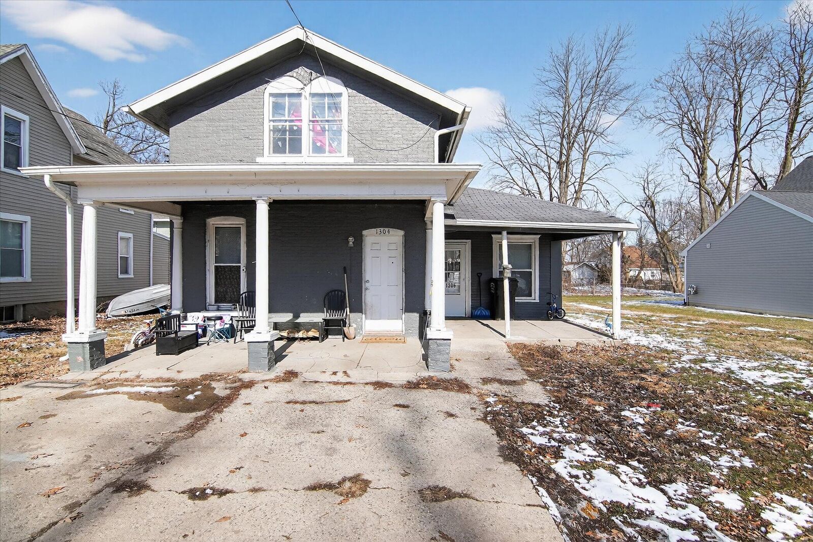 Property Photo:  1304 E Ganson Street  MI 49202 