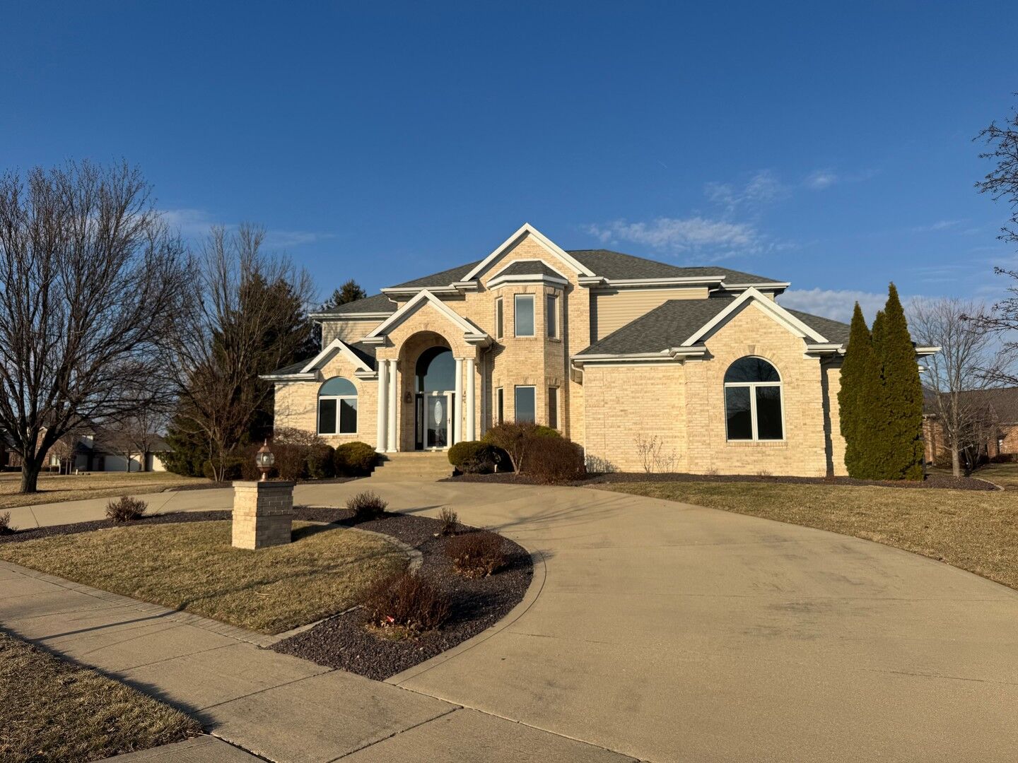 Property Photo:  4412 Brittany Trail Drive  IL 61822 