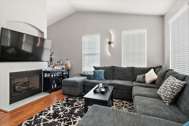 Property Photo:  2941 Woodside Drive 0  IL 60431 