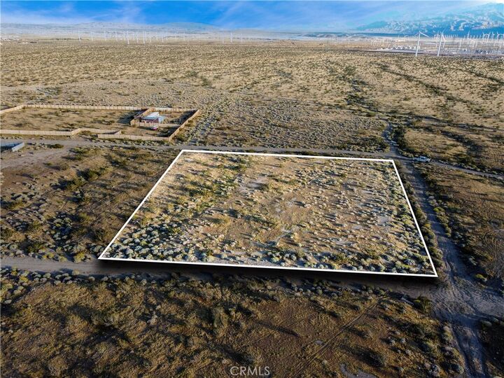 Property Photo:  1 Crest Street  CA 92240 