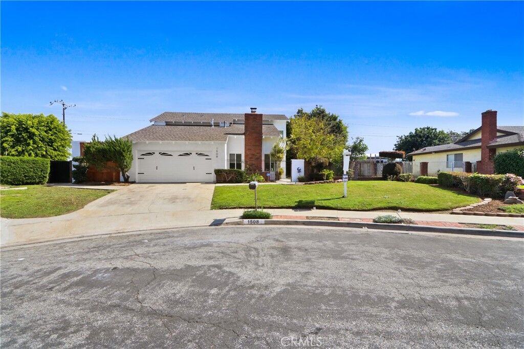 Property Photo: 1508 Hedgepath CA 91745
